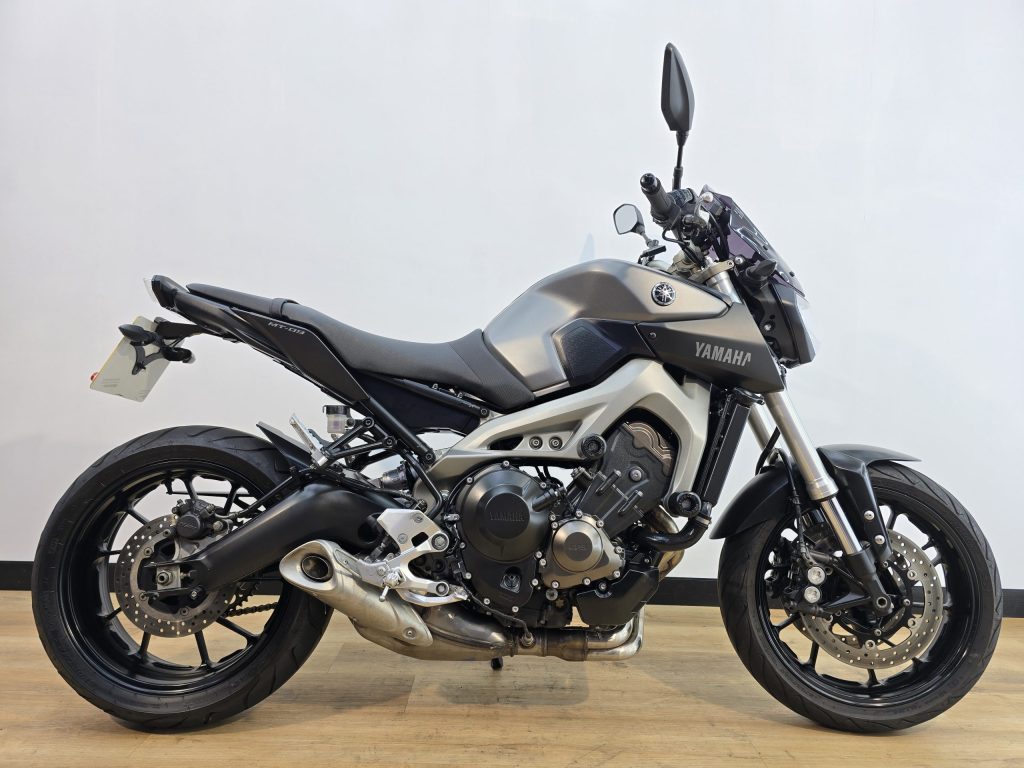The Birth of a Legend: A Positive Review of the Revolutionary 2013 Yamaha MT-09