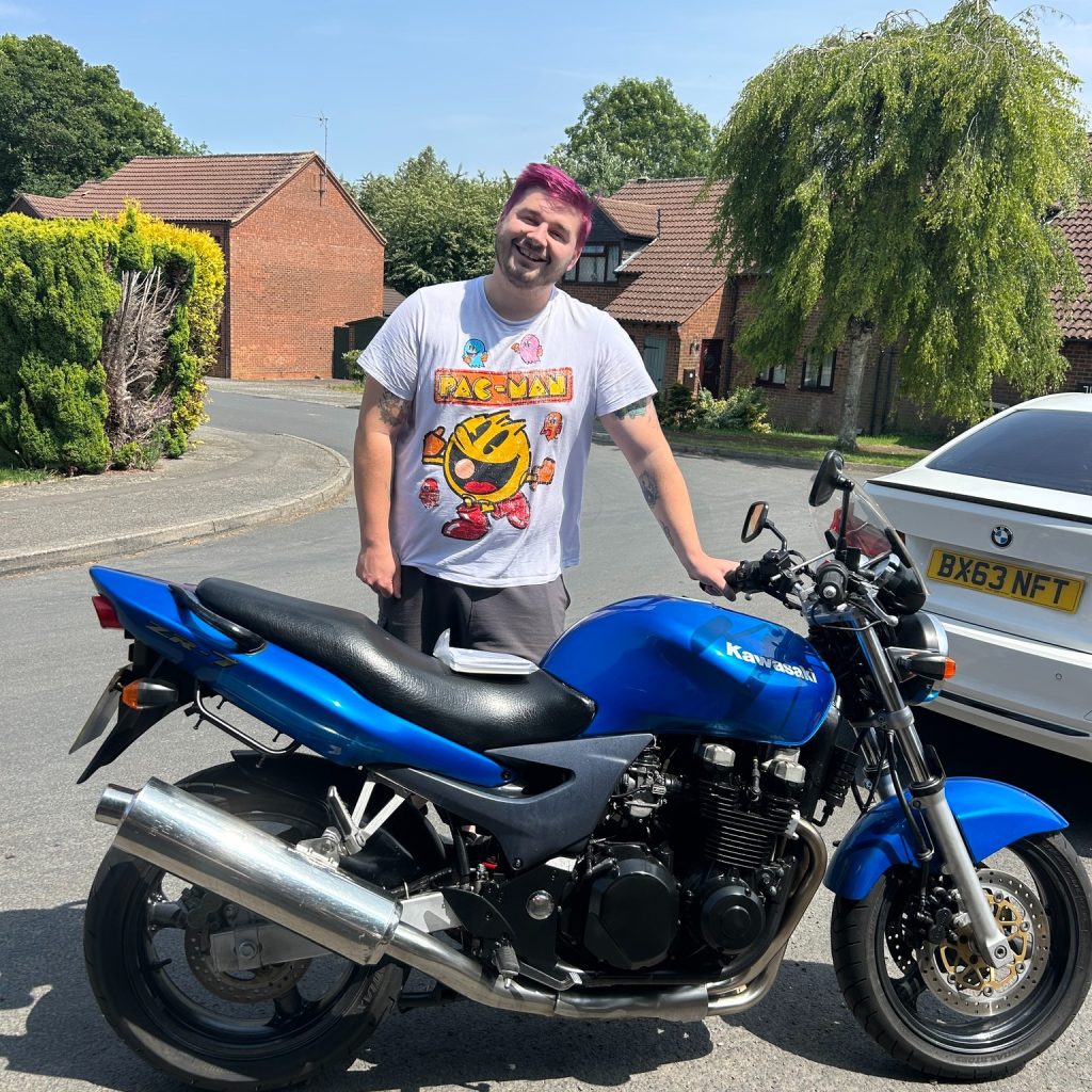 collecting Kawasaki ZR-7