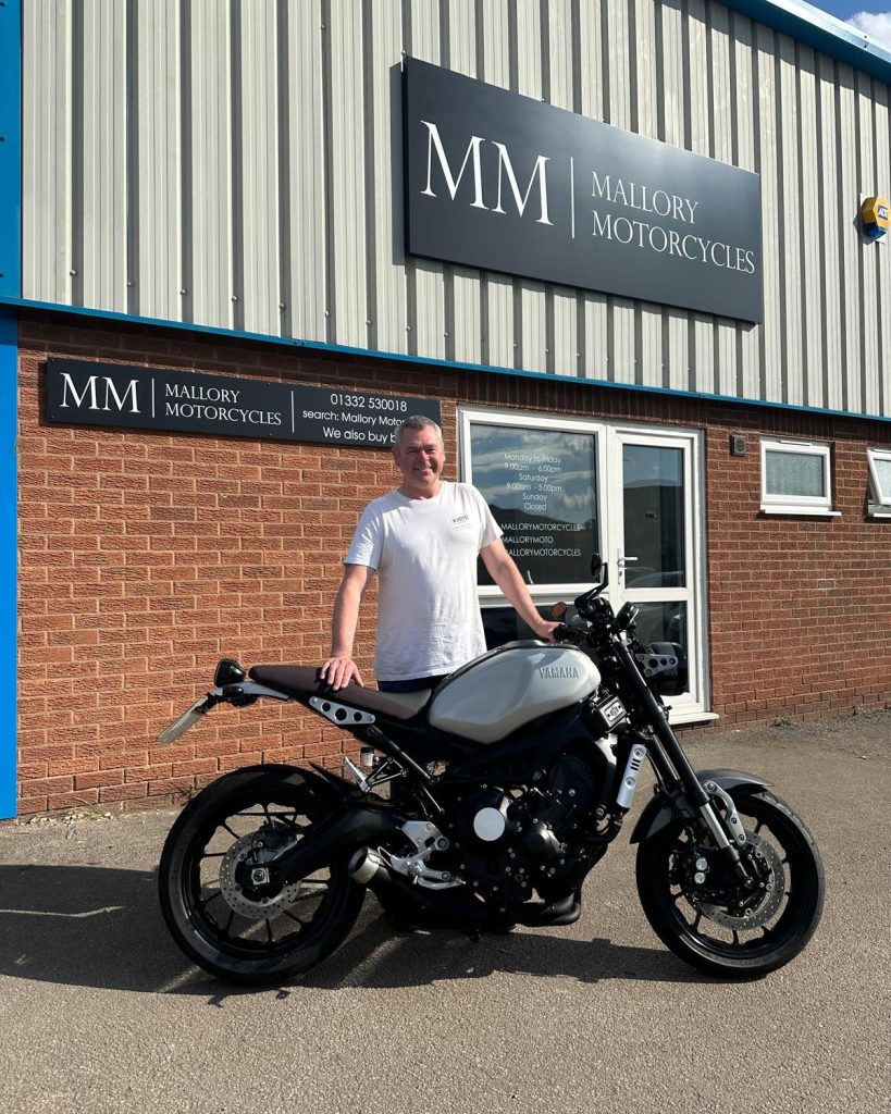 collecting Yamaha XSR900