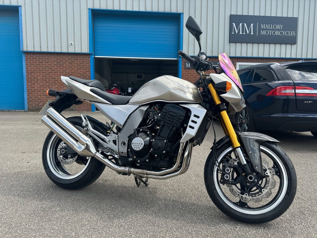 collecting Kawasaki Z750