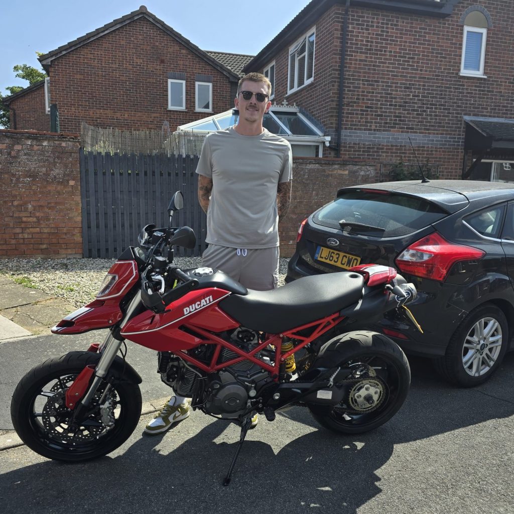 collecting Ducati Hypermotard 796
