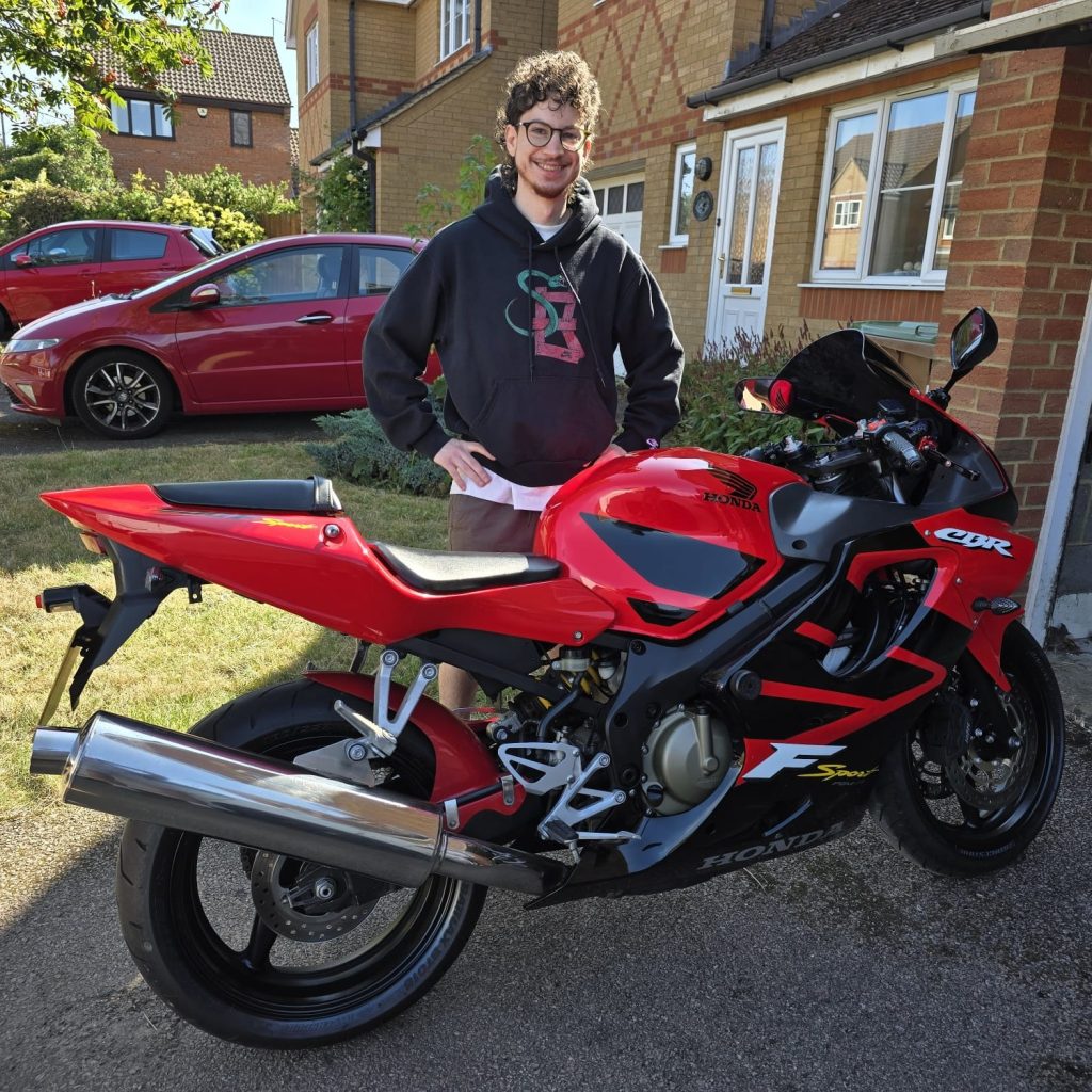 collecting Honda CBR600F Sport