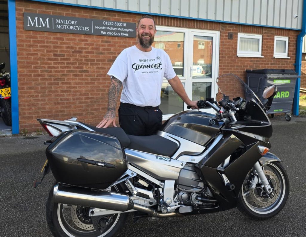 collecting Yamaha FJR1300