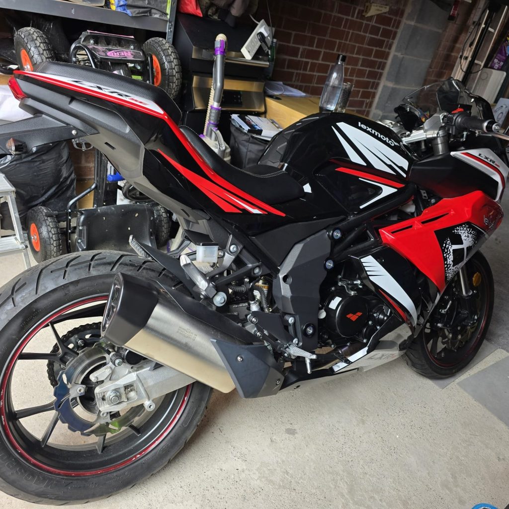 collecting Lexmoto LXR 125