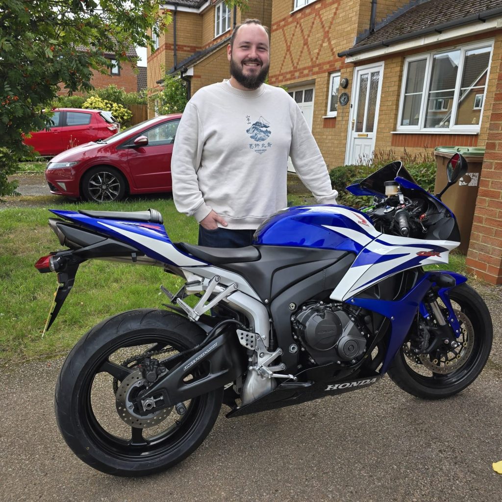 collecting Honda CBR600RR